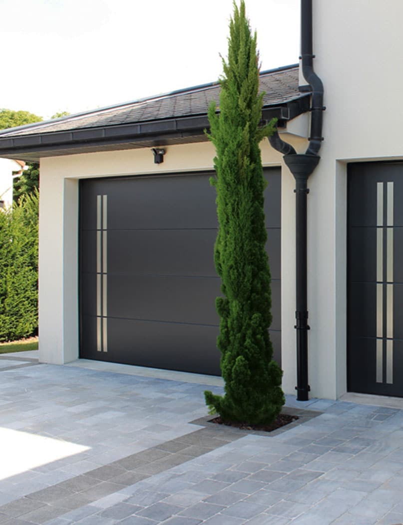 gamme de portes de garage verticale près du mans